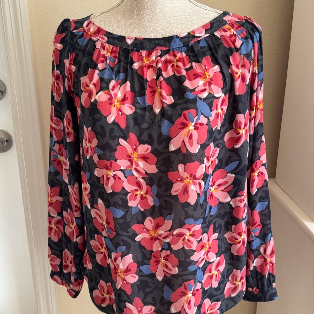 🌟HP🌟 Loft Chiffon Floral Top